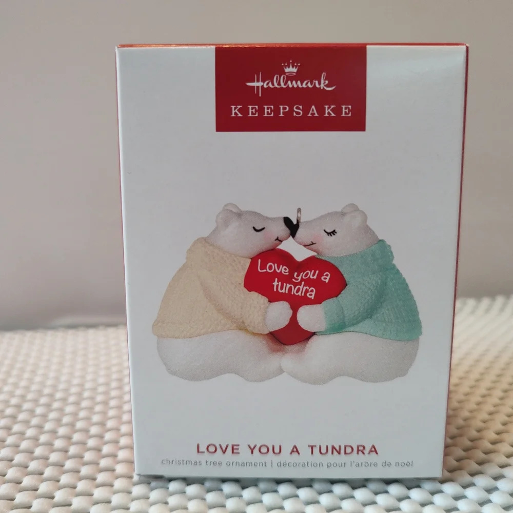 Hallmark Keepsake Christmas Ornament Love You A Tundra 2022 NWT